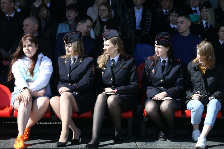 Dist Photo 1
