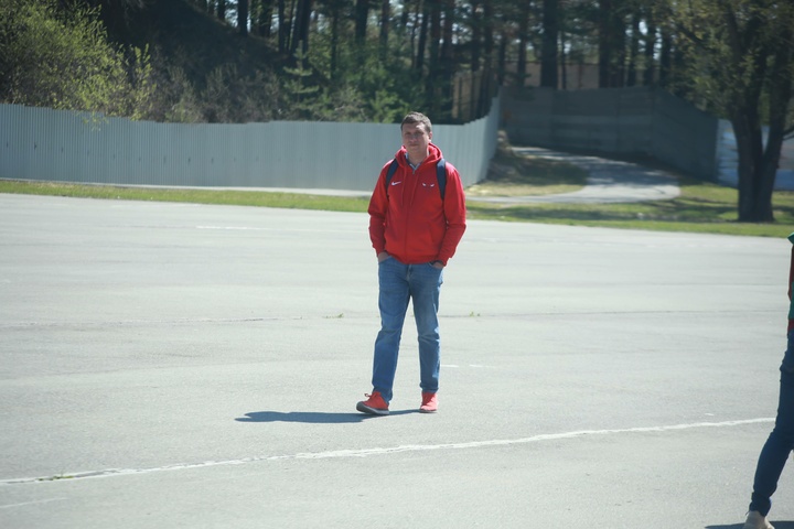 Dist Photo 1