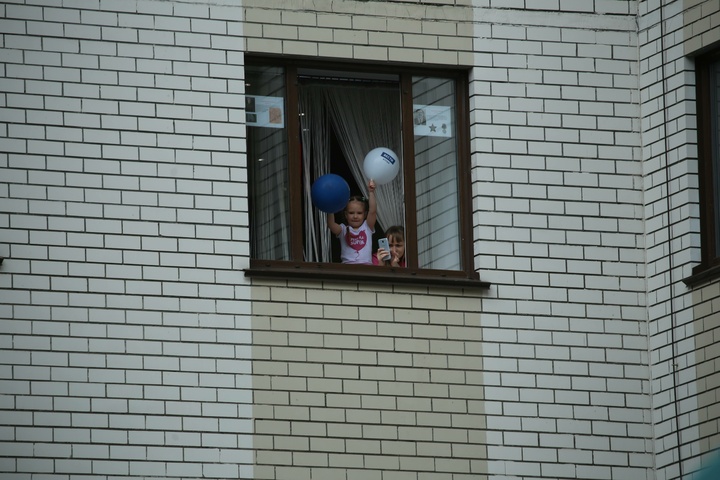 Dist Photo 1