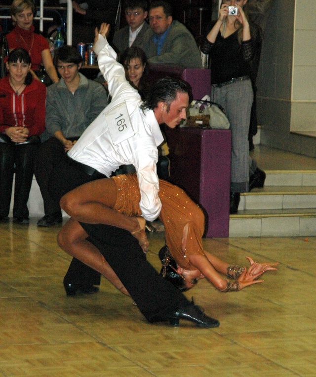 Dist Photo 1