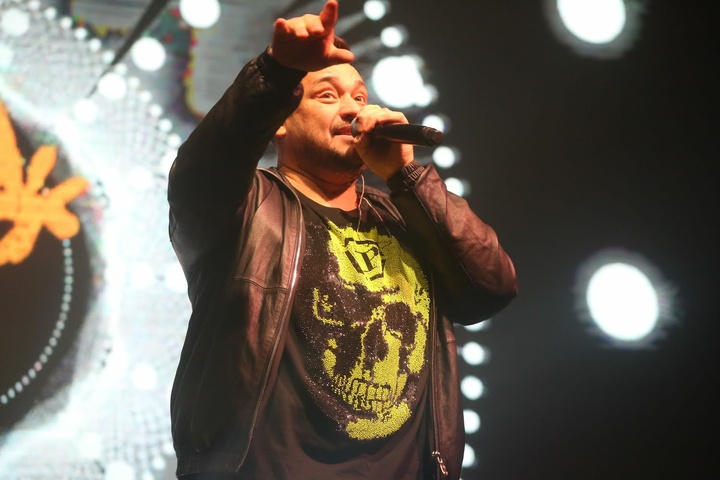 Dist Photo 1