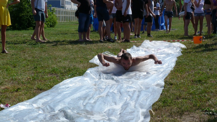 Dist Photo 1