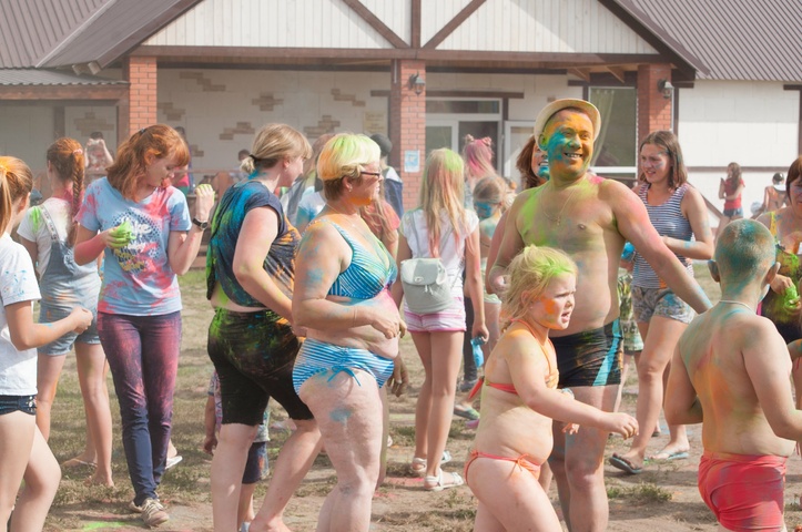 Dist Photo 1
