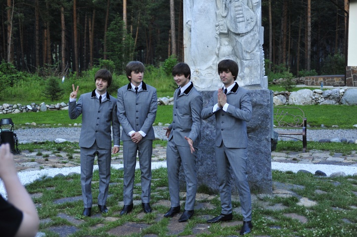 Dist Photo 1