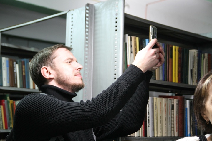 Dist Photo 1